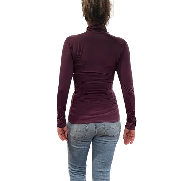 Title Nine 1/4 zip Paradigm Sports Top - Picture 2 of 12